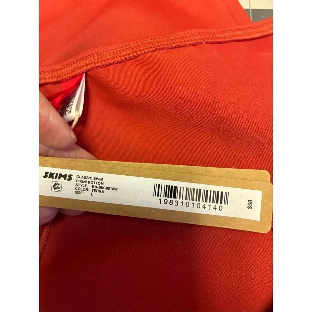 SKIMS NWT Swim Bikini Bottom in Terra Size L
